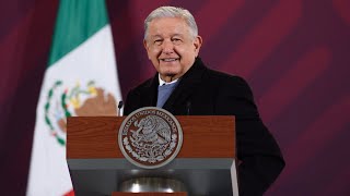 Presidente desea un 2024 con felicidad paz y bienestar para el pueblo Conferencia presidente AMLO [upl. by Eetnom]