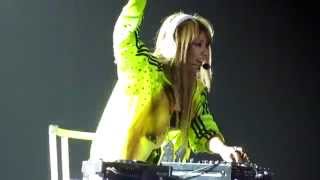 2ne1 New Evolution in New Jersey  CL DJing Solo [upl. by Strohbehn234]