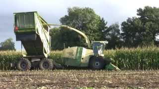 Maishakselen 10okt2012  Harvesting Maize with a Krone Big x Cargo jansen wijhe [upl. by Volpe373]