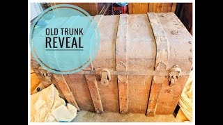 Vintage Estate Sale Trunk Whats Inside [upl. by Nevad566]