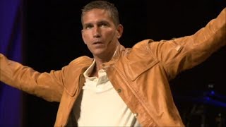 Testimonio Jim Caviezel 25918 [upl. by Nail]