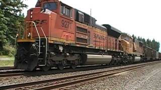 Purring SD70s EMD SD70ACe and SD70MAC sitting at Notch 1 [upl. by Philcox]