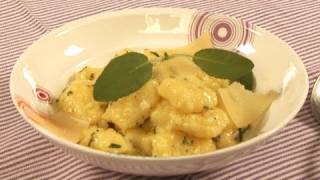 Rezept Gnocchi mit Salbeibutter  Selbst machen aus Kartoffeln [upl. by Eissen]