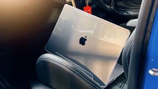 Review Apples Leather Sleeve for MacBook Pro is Pricey but Well Made [upl. by Beaufort]