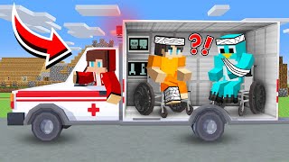 Maizen AMBULANCE saves MILO and CHIP JJ and MIKEY are DOCTORS HOSPITAL CHALLENGE in Minecraft [upl. by Orpah338]