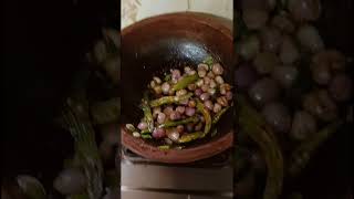 ULLI THEEYAL ULLI THEEYAL RECIPE KERALA STYLE CURRY 😋👍🏻 [upl. by Edie]