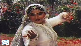 MAHI AWAY GA MAIN PHULLAN NAAL DHARTI  NOOR JEHAN  FILM QAIDI [upl. by Wampler256]