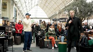 Gaëtan Roussel amp Bertrand Belin  Promenade Live à Gare de Lyon [upl. by Verile]