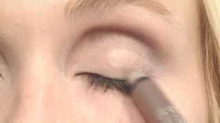 Lidschatten  MakeupTutorial  Douglas Beauty Academy [upl. by Alin]