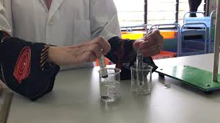 ACTIVITY 32 STUDYING THE MOVEMENT OF SUBSTANCES ACROSS A VISKING TUBING USING A SIMPLE OSMOMETER [upl. by Dorelle]