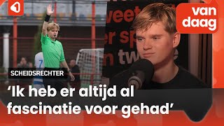 Enschedeër Nils is 16 jaar en nu al scheidsrechter van het jaar in Overijssel [upl. by Barny379]