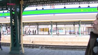 Instapinformatie door ledstrook op station sHertogenbosch [upl. by Romina]