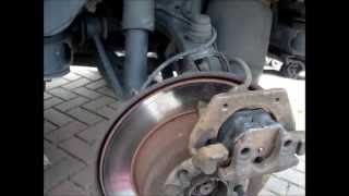 rangerover l322 changing rear brake pads mark savage [upl. by Ashla]