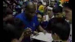 2006 UAAP Finals Ateneo vs UST Game 1 4th Quarter [upl. by Bandeen]