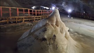 Peștera Scărișoara sau Ghețarul de la Scărișoara  Scarisoara Glaciar Cave [upl. by Meldoh]