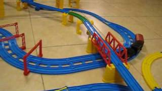 Thomas Tomica World Tomy Steam Train runs slowly on the track [upl. by Vander]