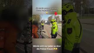 FahrradPolizei hält Lieferando an😂😂😂 [upl. by Kaine118]