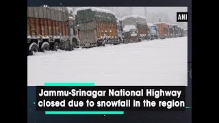 JammuSrinagar National Highway closed due to snowfall in the region  Jammu amp Kashmir News [upl. by Say]