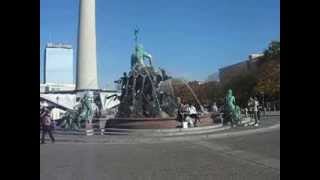 Rund um den Berliner Neptun Brunnen [upl. by Oirramed]