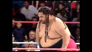 Yokozuna versus cousin Rikishi [upl. by Chinua]