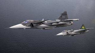 ส่องสเปก JAS 39 Gripen E VS F16 Block 70 2 กองทัพอากาศไทยเลือกแบบไหน [upl. by Fidelia]