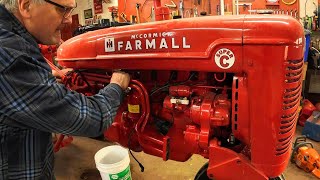 Repairing the Farmall Super C Hydraulic Pump and Applying Manure Spreader Decals [upl. by Eedrahs73]