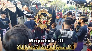 Barong Bangkung Mepetuk Gambelan Sikasikasik  NGELAWANG PALING SERU HARI RAYA GALUNGAN 2021 [upl. by Kavita918]