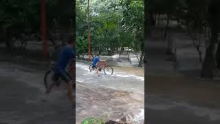 🚩🔴 ¡Se desborda el rio en San Isidro El Naranjal 😱😳 [upl. by Kono]