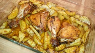 Im Ofen gebackene Hänchenschenkel mit Kartoffelspalten  baked Chicken with potato wedges [upl. by Eekram]