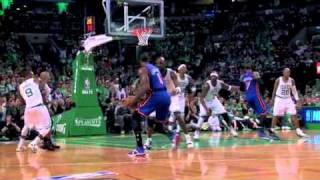 Amare Stoudemire dunks on KG and Jermaine ONeal Apr 17 2011 [upl. by Nhabois]