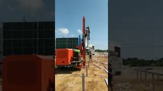 PILE DRIVER WITH HYDRAULIC HAMMER Ref2144T [upl. by Llenrahc833]