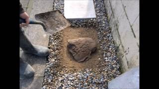 How to lay stepping stones on gravel [upl. by Leo]