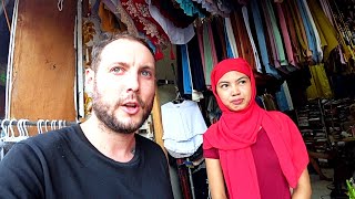 Life Inside Filipino Muslim Town in Manila Halal Food amp Mosque 🇵🇭 [upl. by Enyrehtak613]