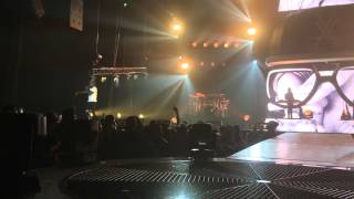 Maitre Gims  Brisé  Live Rockhal Luxembourg 221115 [upl. by Aitel982]