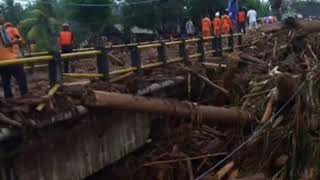 SEMPAT DITUTUP AKIBAT BANJIR BANDANG JALUR DENPASARGILIMANUK TEPATNYA DIJEMBATAN BILUK POH JEMBRANA [upl. by Netsriik]