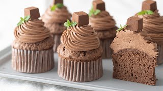 ダブル・チョコレート・カップケーキの作り方 Double Chocolate Cupcakes｜HidaMari Cooking [upl. by Ailem]