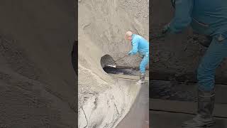 Sand unloading process on barge conveyor belt [upl. by Bonaparte93]