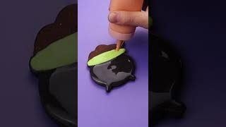 Cauldron Halloween Cookie Icing  Handiced Biscuits cookieart cookiedecorating icingcookies art [upl. by Adnarram]