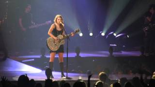 Taylor Swift Long Live in Chicago 08102011 HD [upl. by Anairam]