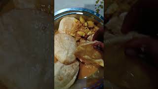 Puri aludum purialoo youtubeshorts food [upl. by Odlopoel]