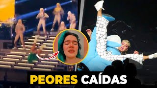 🤣 Grandes caídas de FAMOSOS en vivo 😂 [upl. by Kiehl]