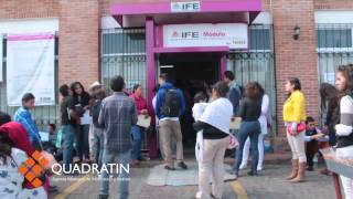 Abarrotan oficinas del INE para renovar credencial [upl. by Rajewski]