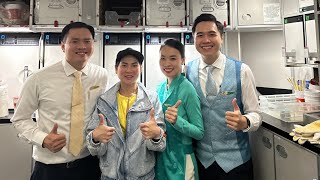 NGÀY VỀ NSM ĐƯỢC SỰ TIẾP ĐÓN ÂN CẦN CỦA CƠ PHÓ CÙNG DÀN TIẾP VIÊN HÀNG KHÔNG VIỆTNAM AIRLINES [upl. by Cyndi]