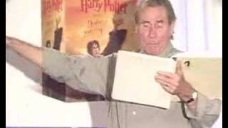 Jim Dale reads Harry Potter in BampN party Part 4 of 6 [upl. by Aubyn]