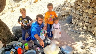 The daily life of a single husband with a baby and 3 children in the mountains [upl. by Sherourd]