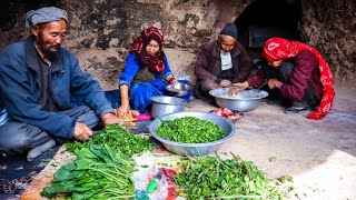 Living in a cave  Old lovers amp Cooking one of the most traditional dishes of Afghan people [upl. by Comras536]