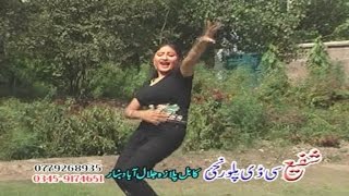 Salma Shah  Mubarak Da Sha Dilbara  Pashto Movie Songs And Dance [upl. by Netsud218]