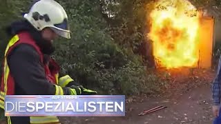 Rettung in letzter Minute Mädchen im brennenden Container eingesperrt  Die Spezialisten  SAT1 TV [upl. by Bondy]