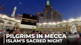 Ramadan 2024 Pilgrims mark Islams sacred night in mecca [upl. by Munford]