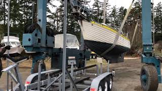 Loading the Nor’Sea 27 on the trailer [upl. by Jenkins]